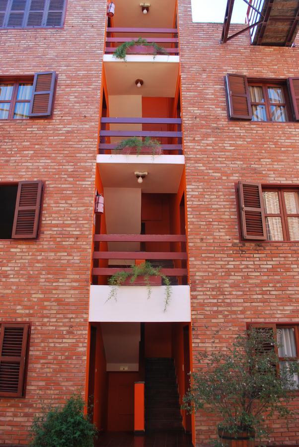 El Portico Apartahotel