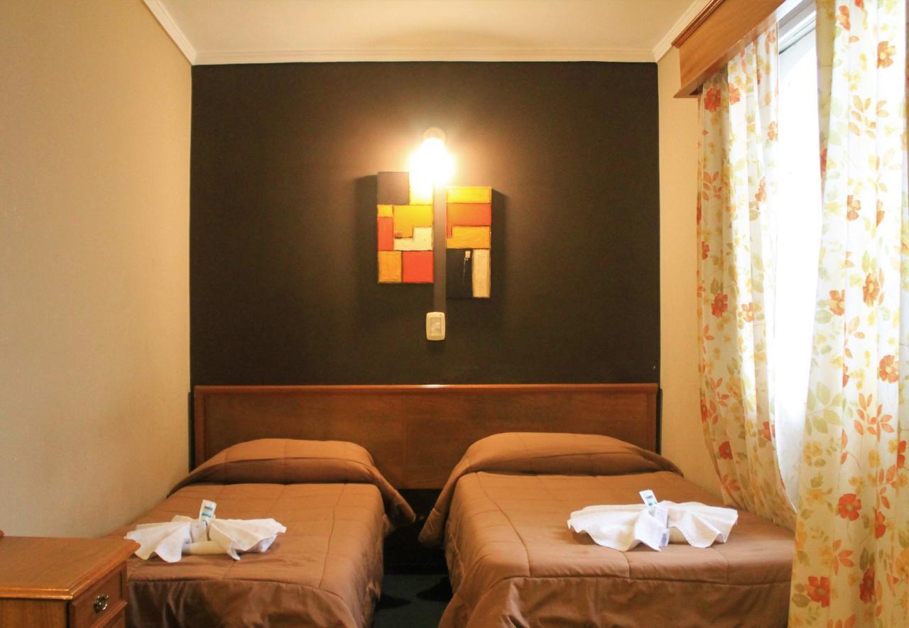 Hotel Canton De Las Sierras 2*