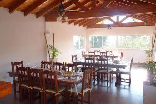 Aoma Carlos Paz Hotel