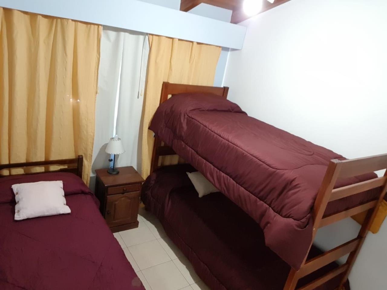 Duplex A Mts Del Rio Con Aire Acond *