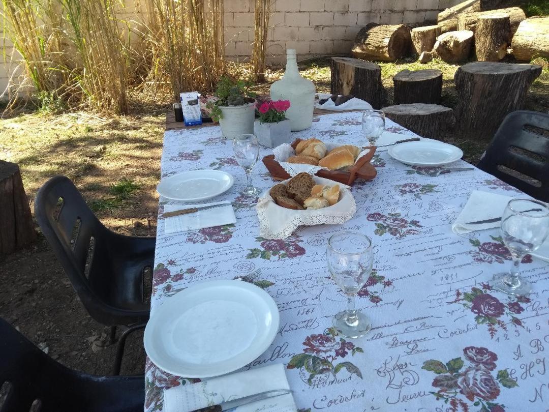 De Los Pajaros Inn *