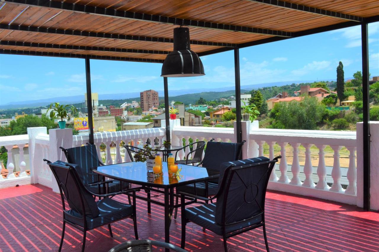 Atenea Apartahotel 3*