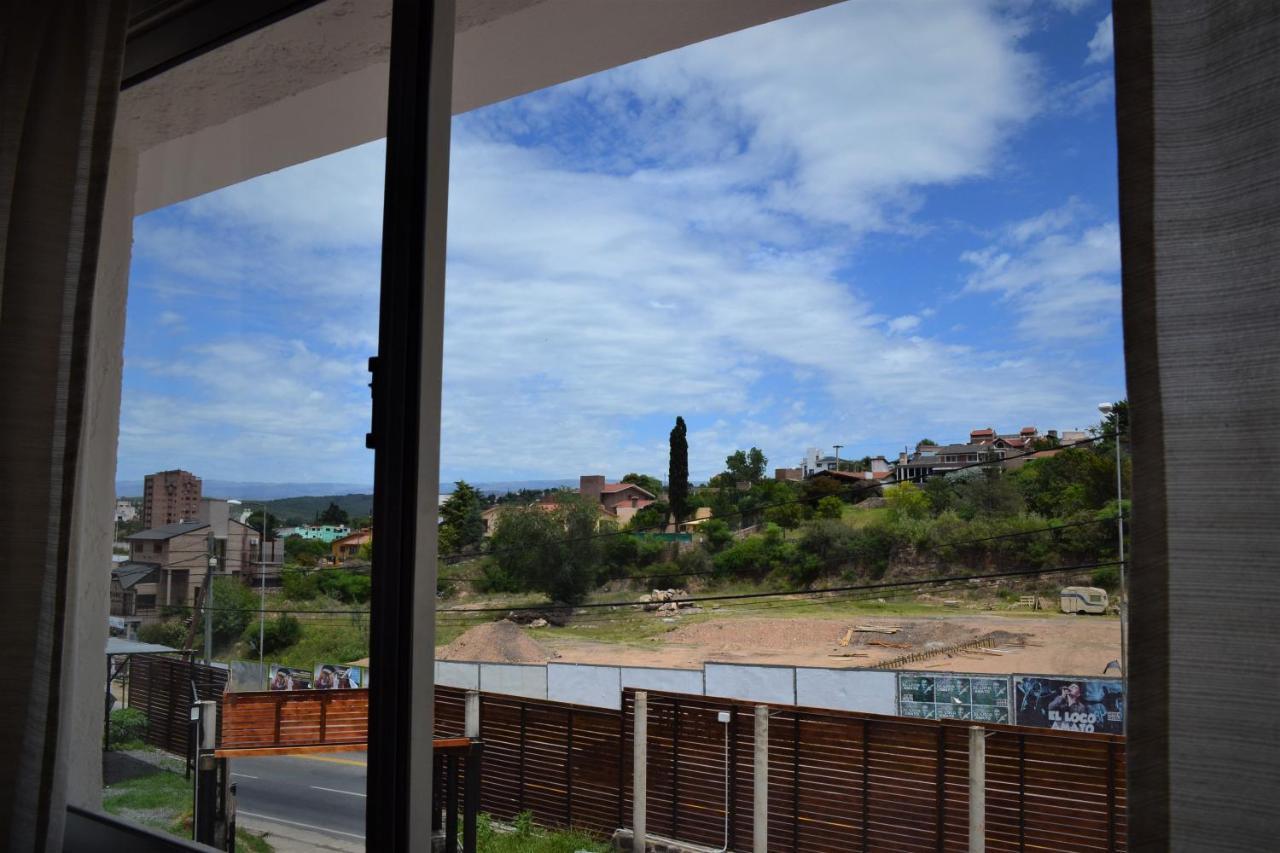 Atenea Apartahotel