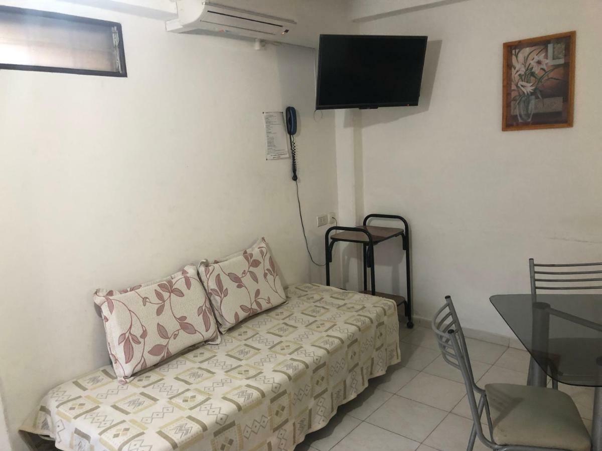Gibert's House Apartahotel 2*