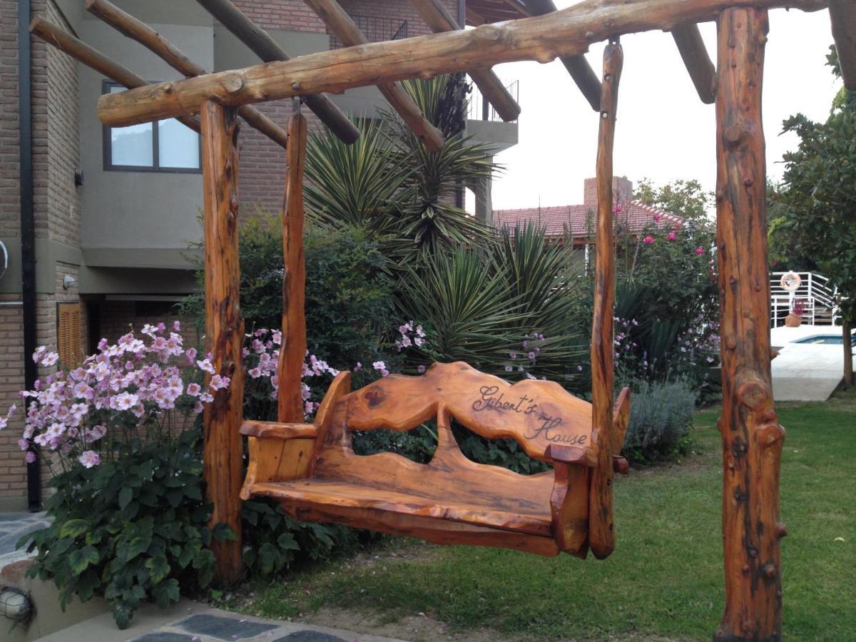 Apartahotel Gibert's House 2*