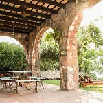 La Roca Casa del Lago