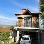 Casa Laspiur