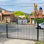 Casa De Huespedes En Playas De Oro.