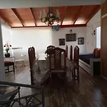Depto Interno Los Tamarindos - Solo Familiar