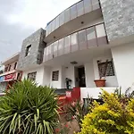 Edificio Los Manantiales