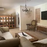 Casa Los Arcos