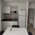 Accarezza