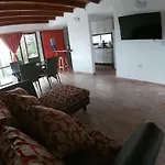 Aires Del Lago