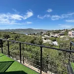 Aires Del Lago