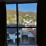Departamento De Categoria, Con Vista A La Montana, 2 Dormitorios Y 2 Banos