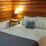 Cabana De Madera, Los Crespones