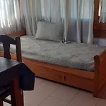 Cabana De Madera, Los Crespones