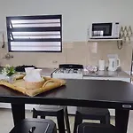 Casa Con Pileta Comoda Y Equipada