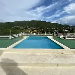 Depto En Villa Carlos Paz Para 4 Personas - Piscina Y Cochera