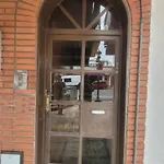 Strategic Place, Close To Everything