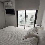 Sam 1 Lake Towers