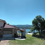 Casa En Villa Carlos Paz Con Pileta Y Vista Plena Al Lago