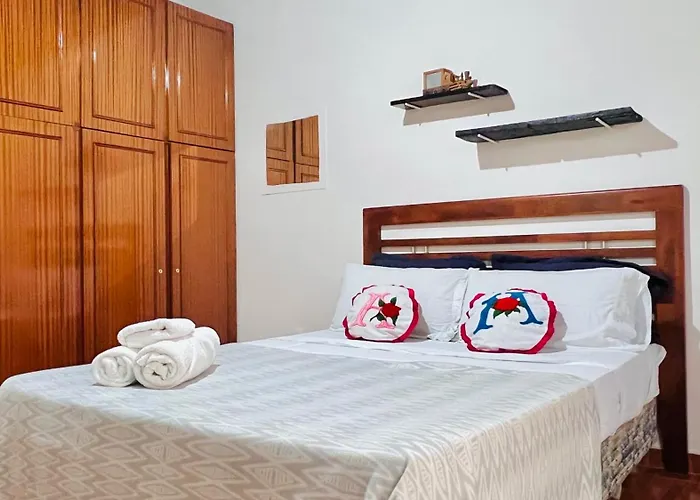 Casa De Huespedes En Playas De Oro.