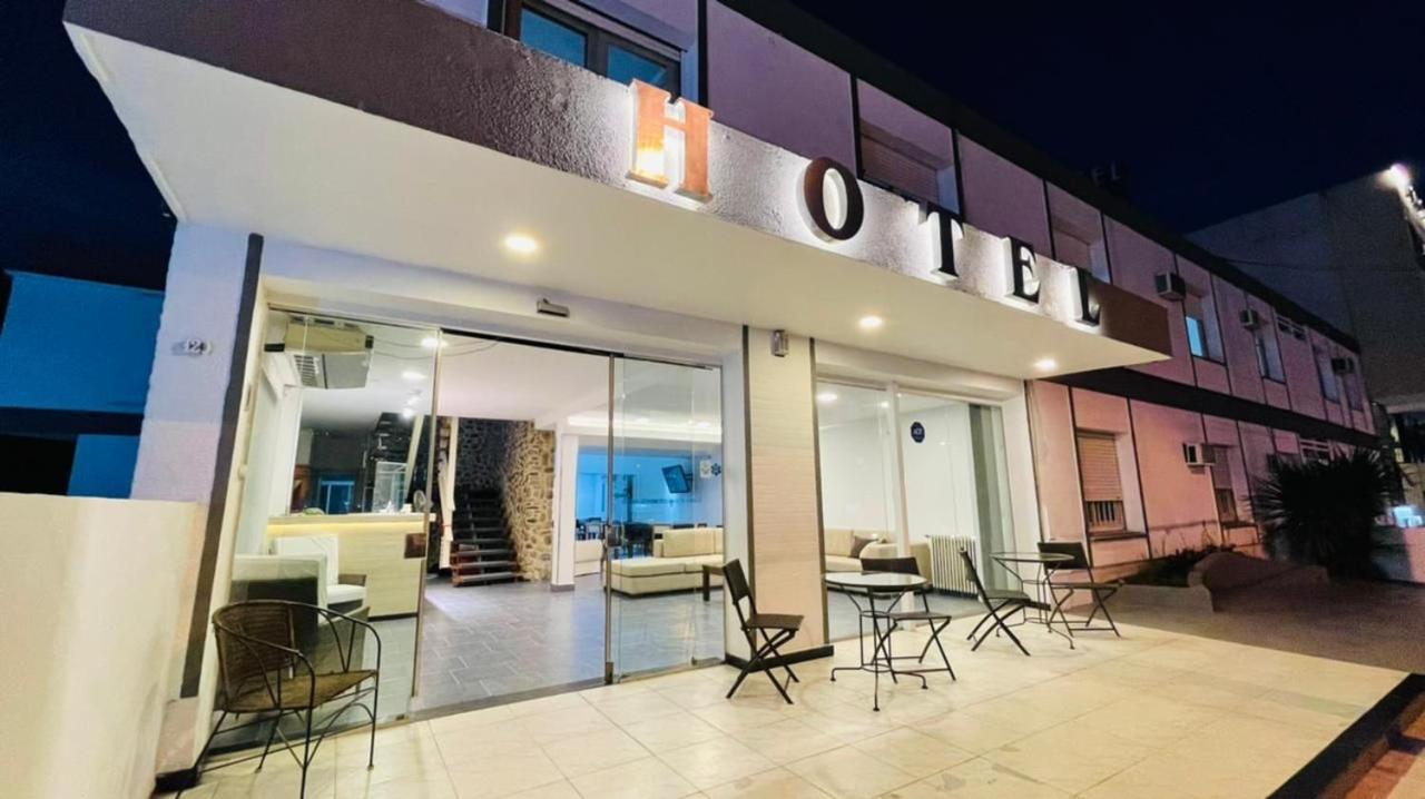 Monte Carlo 2* Villa Carlos Paz