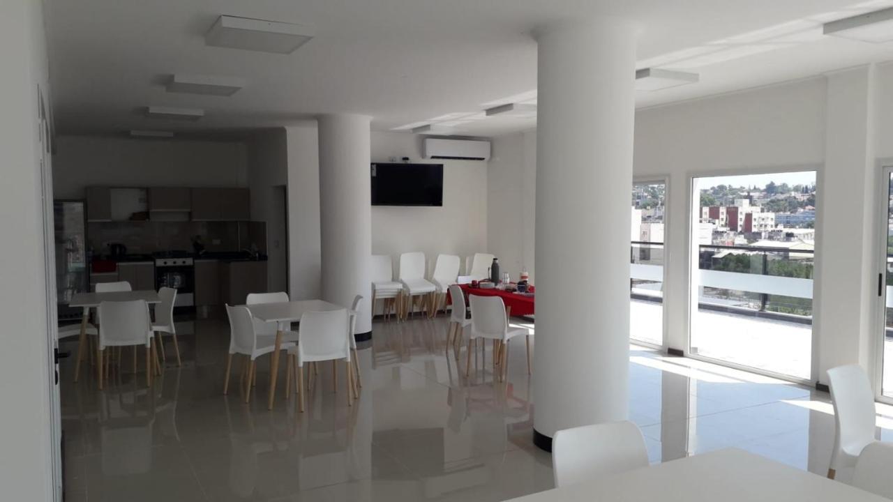 Departamento Céntrico De Categoría Apartamento *