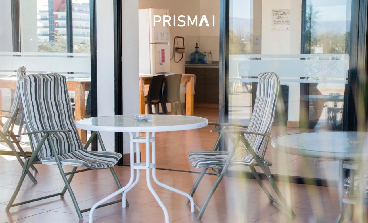 Edificio Prisma I *