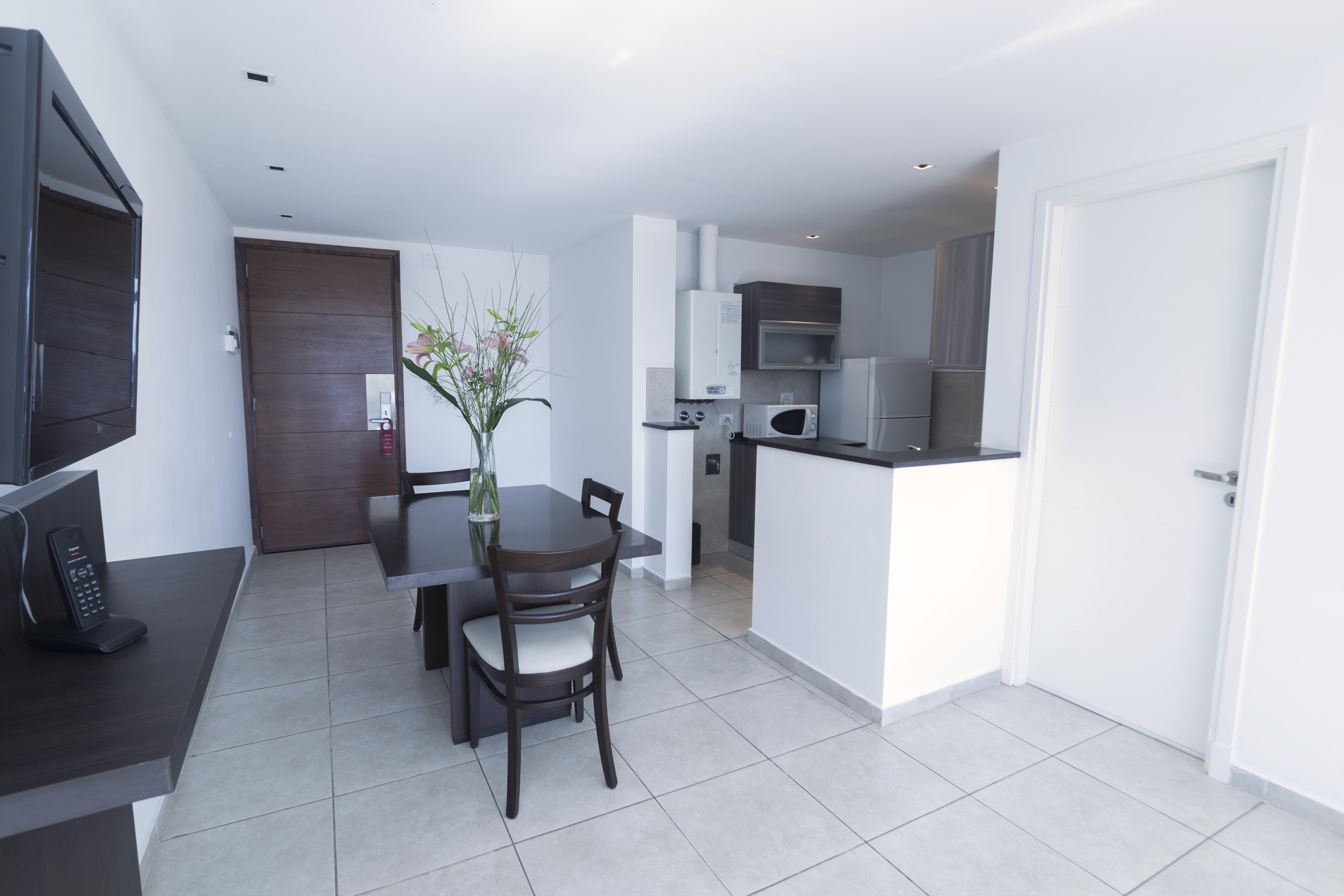 Amérian Carlos Paz&suites Apartahotel