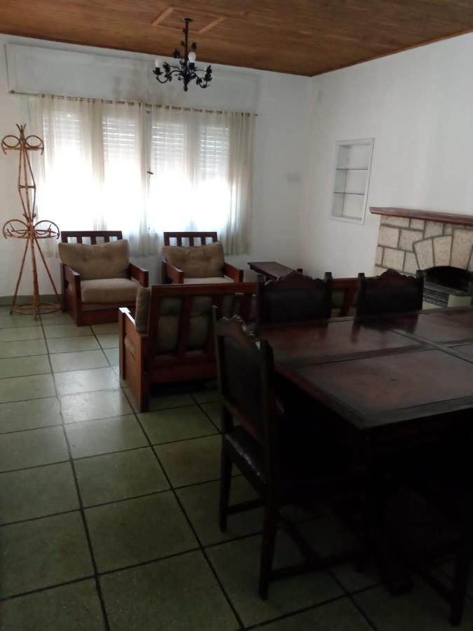 Casa De Marta A 50 Mts Del Centro Villa Carlos Paz