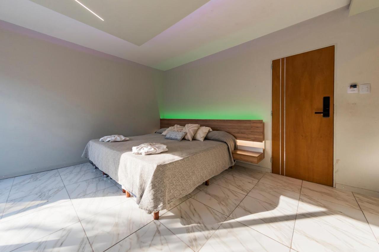 Soho Village 3*