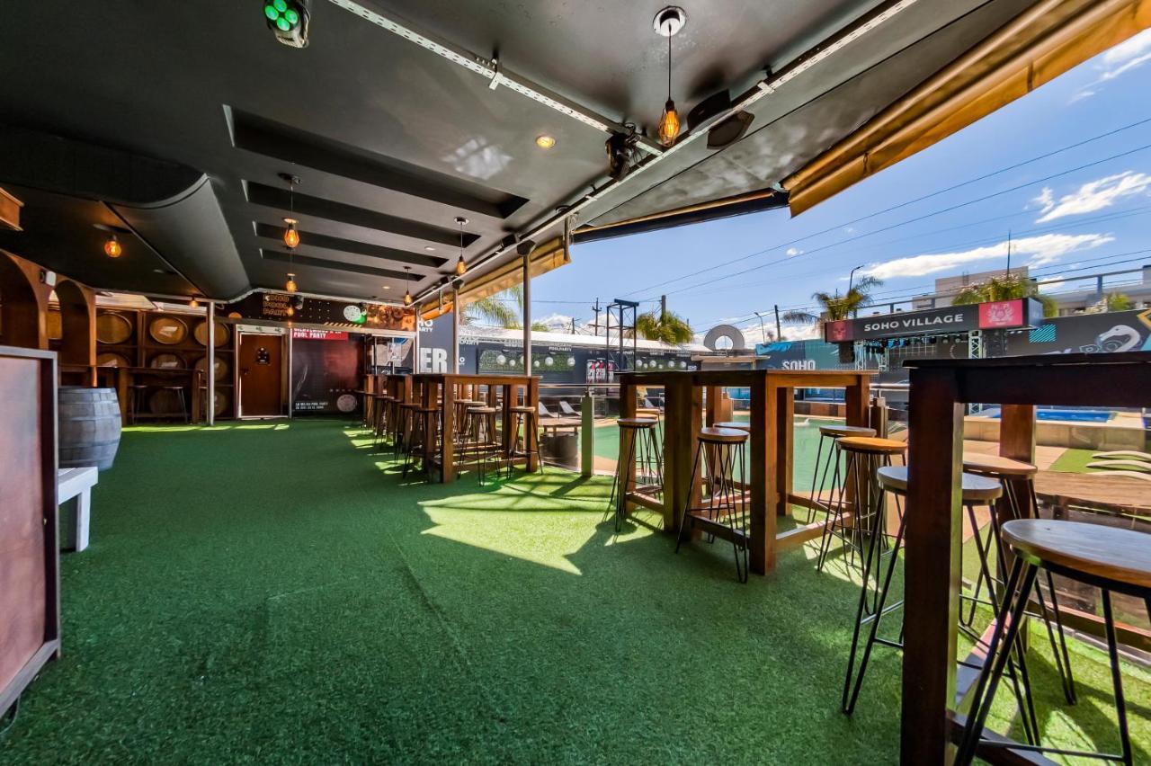 Soho Village 3*