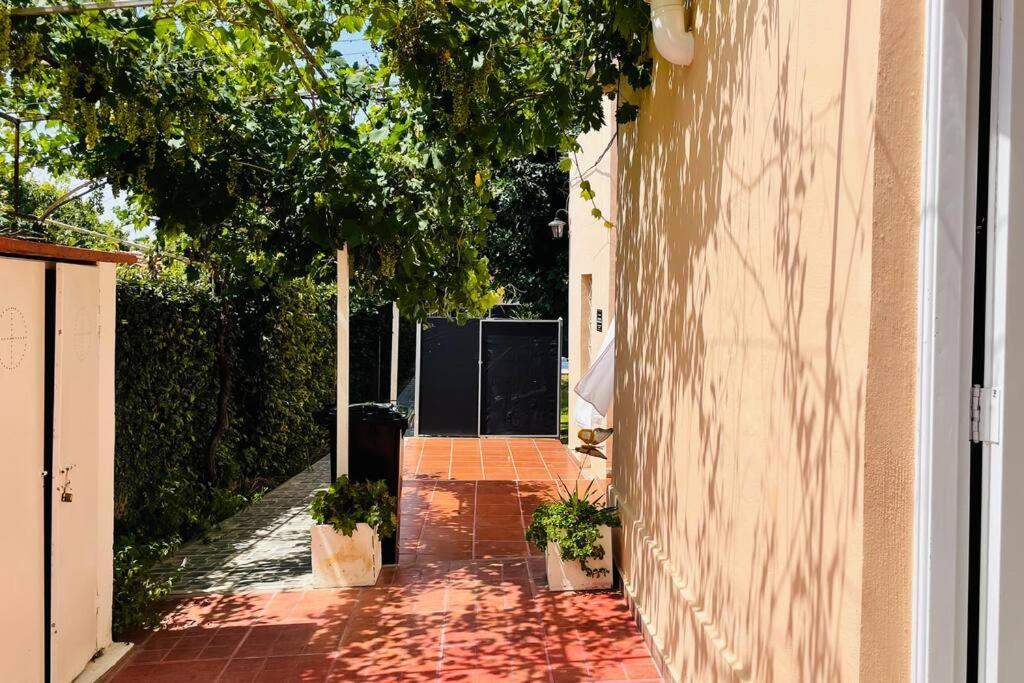 Excelente Casa C/ Pileta Cerca Del Centro Сasa de vacaciones *