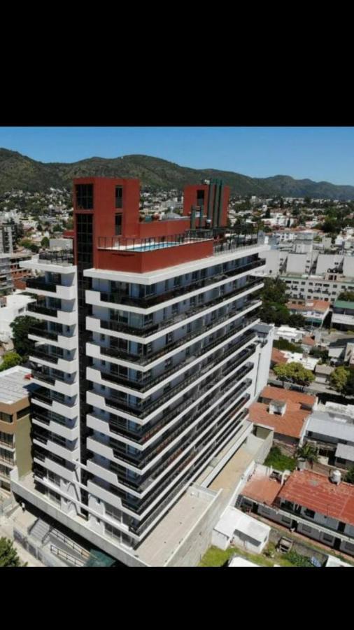 Edificio Leonardo Departamento 16 Apartamento