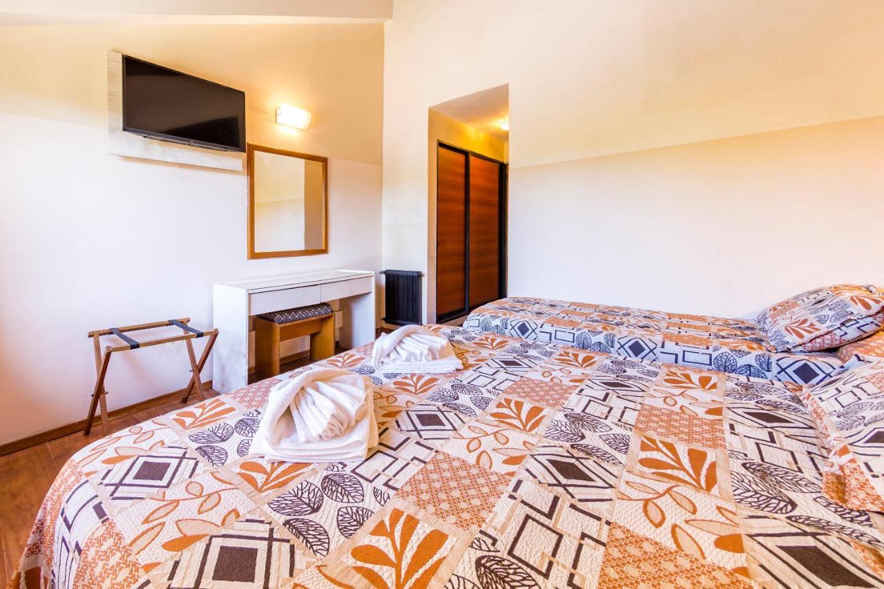 Costanera Hotel