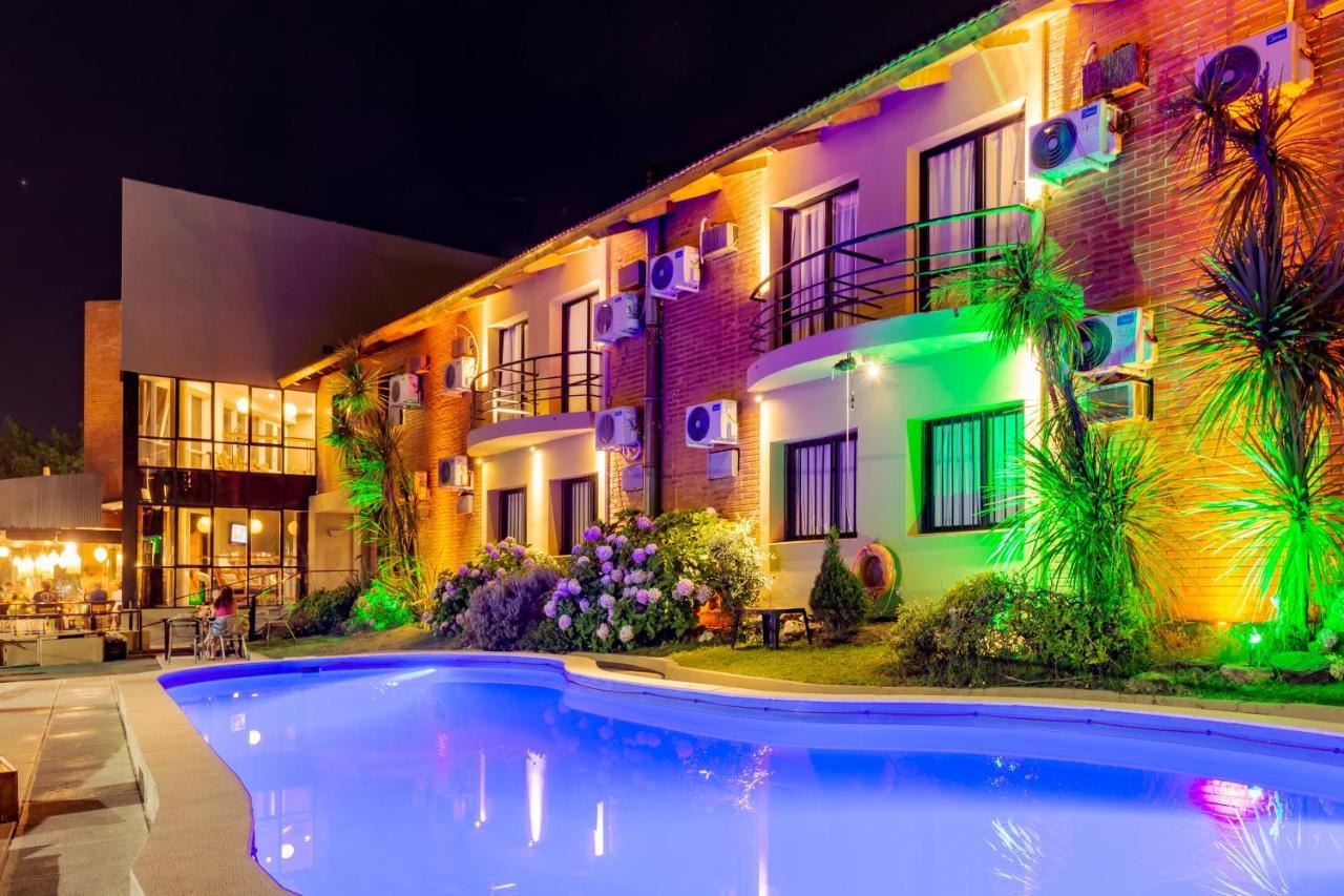 Hotel Costanera 3*