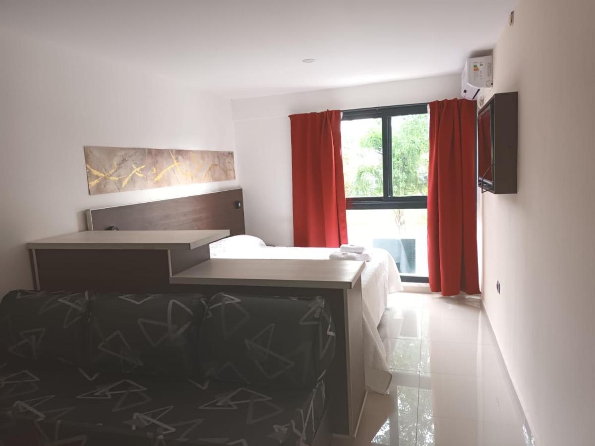 Golden Ross & Hotel Villa Carlos Paz