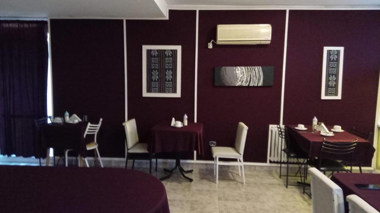 Cronos I Hotel *