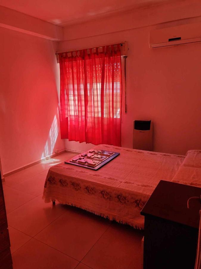 Apartamento Departamento En Edificio Pedro Cassano A Una Cuadra Del Cucu, Por Avenida Sarmiento