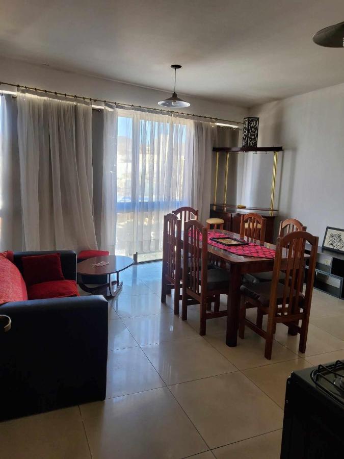 Departamento En Edificio Pedro Cassano A Una Cuadra Del Cucu, Por Avenida Sarmiento Apartamento