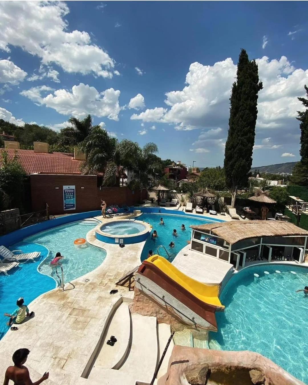 Complejo Cipreses Lodge *