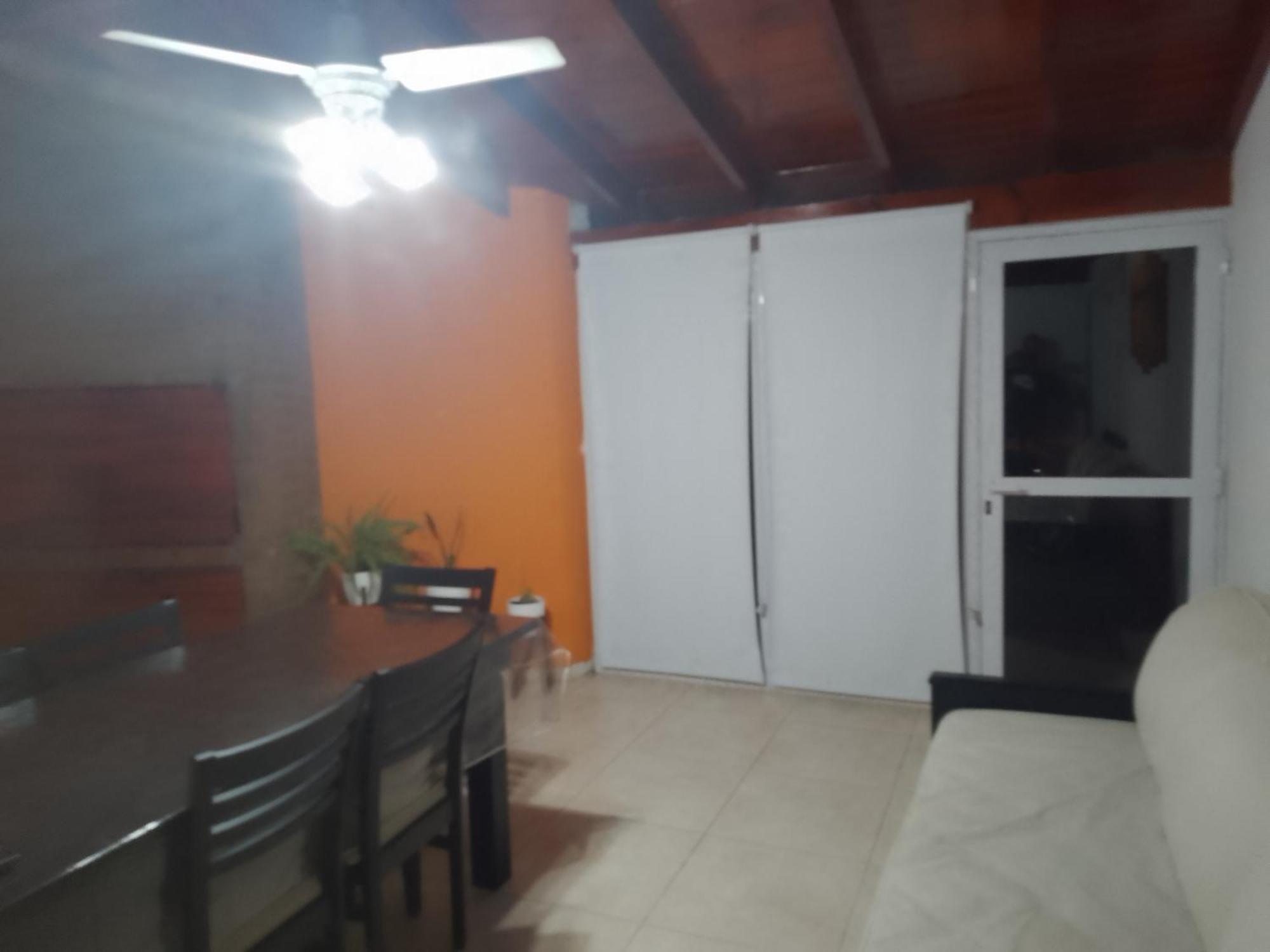 Casa 2 Frente Al Rio Сasa de vacaciones Villa Carlos Paz