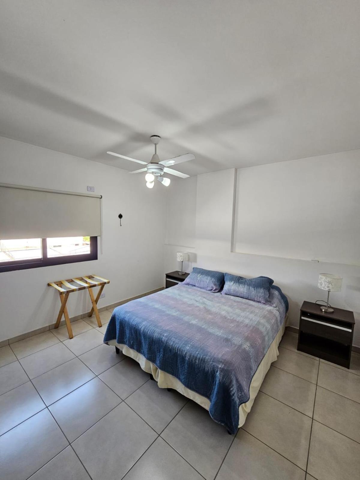 Esquiu H Apartamento *