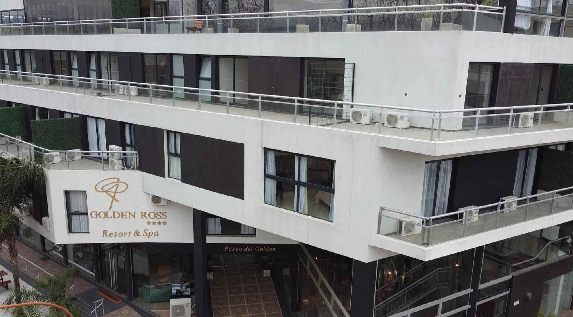 Hotel Golden Ross &