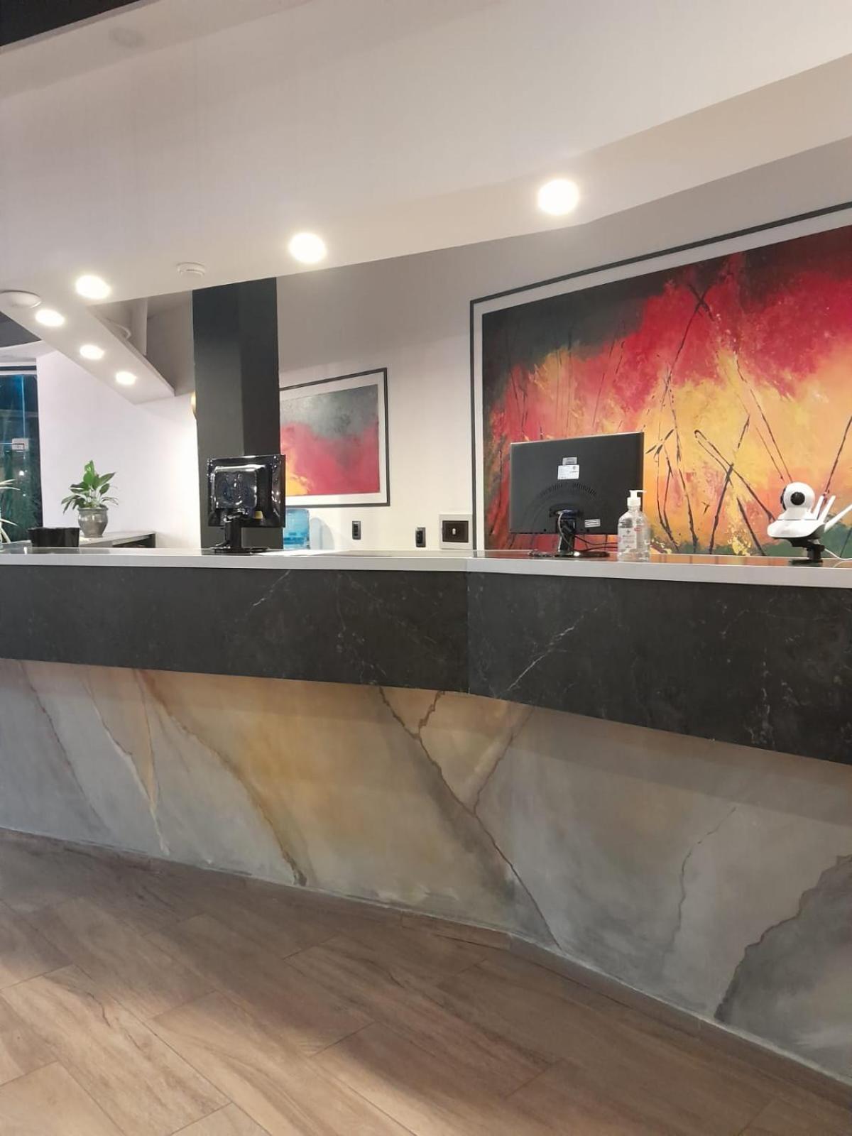 Golden Ross & Hotel 4*