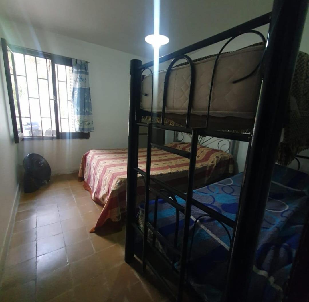 Casa A 3 Cuadras Del Balneario Playas De Oro Сasa de vacaciones *