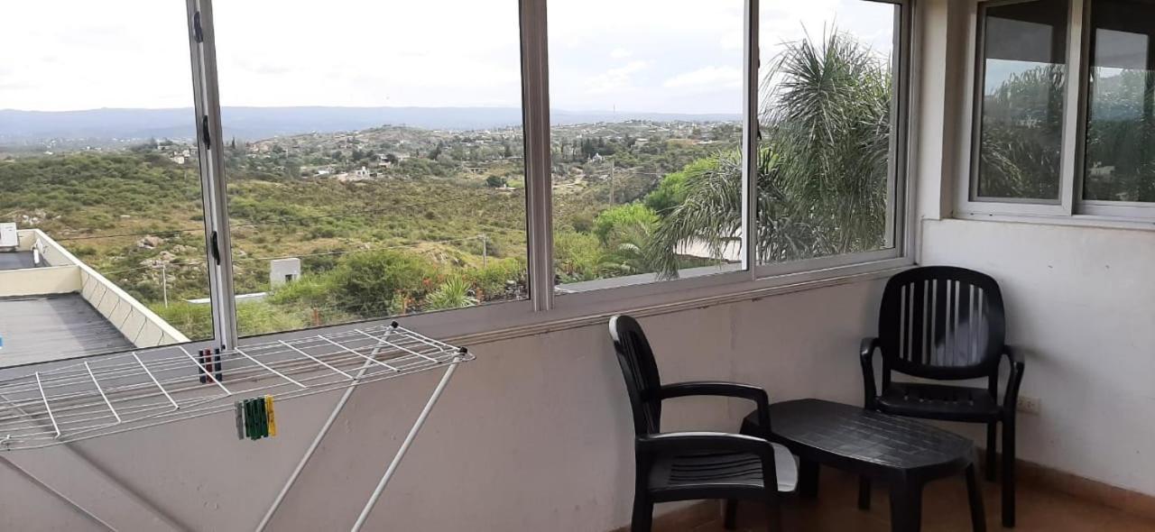 Ayres Serranos Apartamento