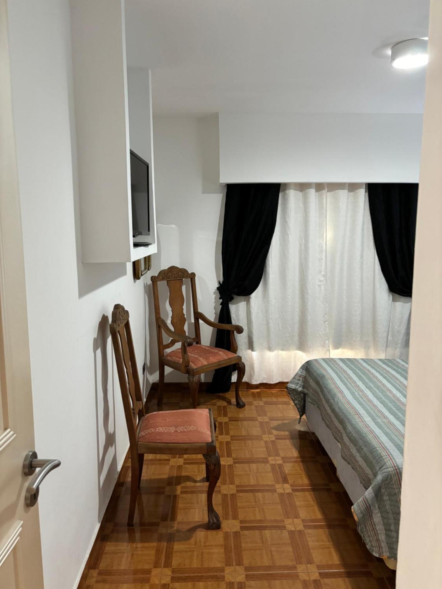 Robinson Solo Familias Apartamento